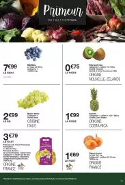 Catalogue Monoprix page 17: Ananas €1,99, Raisin blanc €2,99