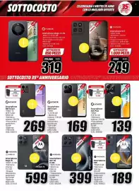 Volantino MediaWorld Pagina 7: Smartphone Motorola G77 €249,00, Honor Smartphone Magic 8 Lite €319,00