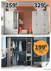 Catalogue Conforama page 30: Armoire 8 portes + 2 tiroirs €329,00, Armoire 3 portes + 2 tiroirs €259,00