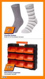 Action Prospekt woche 41 Seite 8: Pro Stück 222 1.11/st 2.99€ Chenille-Socken Größe 35-42 | Verschiedene Varianten WERCKMANN