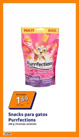 Folheto Action semana 41 Página 3: MAXI BAG Purrfections Delicious Cat Treats with Taurine for healthy eyes & heart Salmon