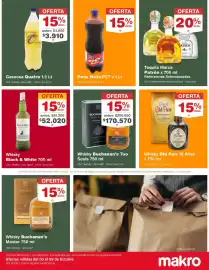Catálogo Makro Página 4: Whisky Black & White €52.020,00, Pony Malta PET