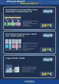 Volantino Euronics Pagina 8: Oral-B Testine Cross Action White / Cross Action Black / Sensitive Clean €29,99