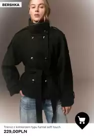 Bershka gazetka tydzień 41 Strona 2: Trencz z kołnierzem typu funnel soft touch Bershka €229,00