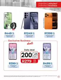 Chatz Connect brochure Page 31: IPhone 17 Pro Max 256GB 5G €1.399,00, HONOR 600 Lite €449,00