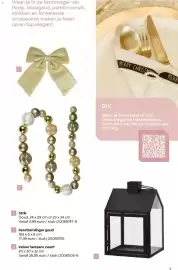 AVA folder Pagina 3: Waan je in de kerstmagie van Parijs. Roségoud, parelmoerwit, strikken en fonkelende accessoires maken