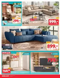 Segmüller Prospekt woche 42 Seite 2: Polstergarnitur „Garry“ €899,00, Wohnwand "Paola" €799,00