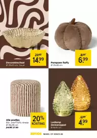 Xenos folder week 42 Pagina 14: Ledlamp dennenenappel €4,99, Pompoen fluffy €6,99