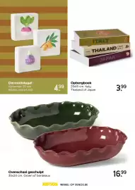 Xenos folder week 42 Pagina 21: Ovenschaal geschulpt €16,99, Opbergboek Italy Thailand of Japan €3,99