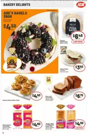 IGA catalogue week 42 Page 19: Cheese & Bacon Rolls €4,50, Papa Joe's Bread €6,75