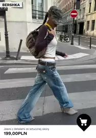 Bershka gazetka tydzień 42 Strona 4: Jeans z detalami ze sztucznej skóry Bershka €199,00