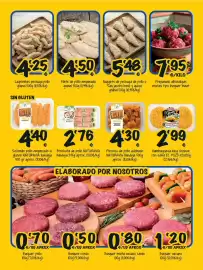 Folleto Cash Fresh Página 3: Naturavia solomillo pollo empanado €4,40, Naturavia pinchos de pollo adobado €4,30