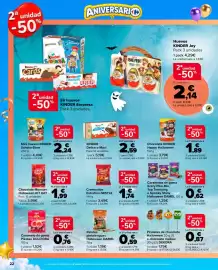 Folleto Carrefour Market Página 22: Kinder Joy €2,14, Damel palotes pintalenguas halloween €0,59
