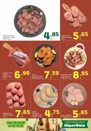 Folleto HiperDino Página 6: Muslo de pollo amarillo sin cadera €4,75, Pincho de pollo con cebolla y pimiento €8,95