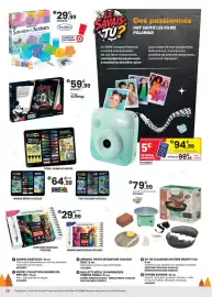 Catalogue JouéClub page 28: Canal toys appareil photo instantané couleur bleu €94,99