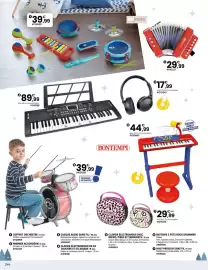 Catalogue JouéClub page 206: Clavier électronique de 54 touches et éclairage €89,99