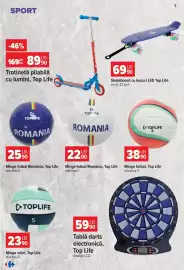 Catalog Carrefour Pagină 7: Top Life minge fotbal românia €22,90, Top Life minge fotbal românia €25,90