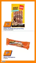Catálogo Action semana 42 Página 17: Pinky kebab sticks €1,69, Reese's Nutrageous €0,99
