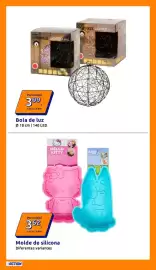 Catálogo Action semana 42 Página 6: Twinkle lighted ball €3,99, Molde de silicona €3,62