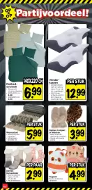 Vomar Voordeelmarkt folder | Weekend Pagina 43: Dames Colsjaal of Wanten €3,99, Woonplaid €5,99