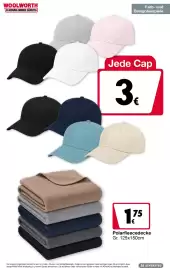 Woolworth Prospekt Seite 15: Polarfleecedecke €1,75, Cap €3,00