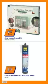Folheto Action Página 6: CRAFT Por unidade 795 7.95/un. 9.99€ Miniature house BOOK STORE ± 22,9 X 18,9 X 16 CM bod ok Amore