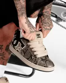 Catálogo DC Shoes semana 42 Página 2
