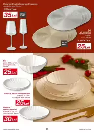 Catalog Kik Pagină 7: Pahar pentru vin alb sau pentru spumos cu margine aurie, fiecare 17,50 Lei/buc. 35 Lei Bol aprox. 27,3