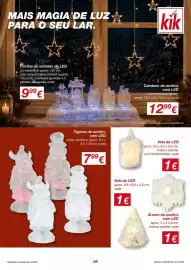 Folheto kik Página 9: MAIS MAGIA DE LUZ PARA O SEU LAR. Cortina de estrelas de LED Comprimento aprox. 135 cm, com