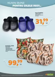 Catalog La Doi Pasi Pagină 12: Papuci îmblănțiți €31,99, Set pilotă + 2 perne €99,99
