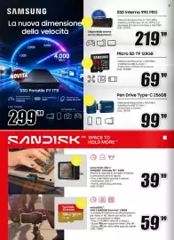 Volantino MediaWorld Pagina 6: SAMSUNG La nuova dimensione della velocità 3.000 2.000 1.000 NOVITA 4.000 SSD Portatile P7