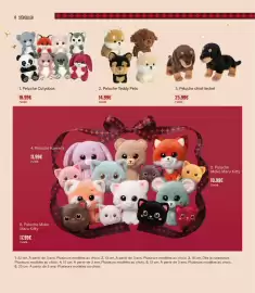 Catalogue Monoprix page 6: Peluche chiot teckel €25,99, Peluche cutydoos €16,99