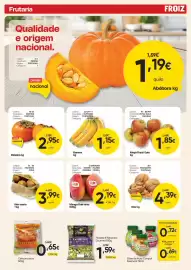 Folheto Froiz Página 2: Dióspiro kg €2,95, Noz kg €4,39