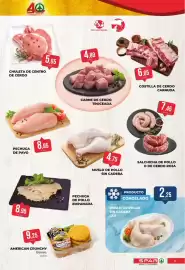 Folleto SPAR Página 6: Salchicha de pollo o de cerdo roja €7,45, Chuleta de centro de cerdo €5,65