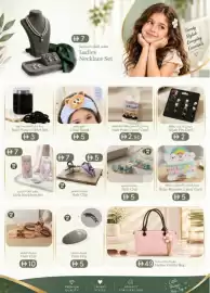 KM Trading catalogue Page 15: Ladies Necklace Set €7,00, Hair Pony Holder Box €3,00