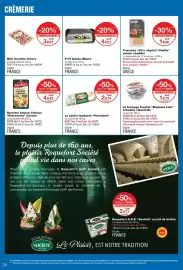 Catalogue Monop' page 34: Violife Tranches saveur cheddar €1,86, P'tit Sainte-Maure €4,87