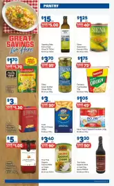 Foodland catalogue week 43 Page 12: Siena Green Stuffed Olives €3,70, Kraft Mac & Cheese €3,00