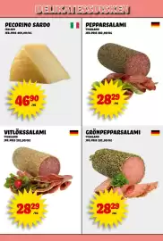 Nelins reklamblad vecka 43 Sida 10: DELIKATESSDISKEN PECORINO SARDO ITALIEN JFR.PRIS 469,00/KG PEPPARSALAMI TYSKLAND