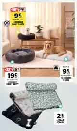 Catalogue Centrakor page 22: Polaire - le plaid €2,99, Le coussin fluffy €9,99