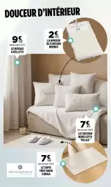 Catalogue Centrakor page 7: Le rideau à cillets €9,99, La housse de coussin brebis €2,99