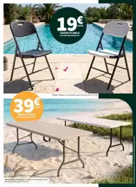 Catalogue Conforama page 20: Chaise pliable €19,00, Table pliable €39,00