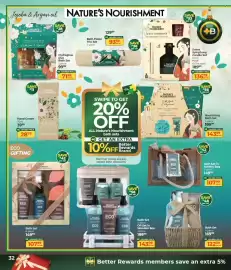 Dis-Chem catalogue Page 32: Scent Symphony Candle Set €136,79, Bath Fizzer Trio Set €93,59