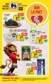 Catalog Mega Image săptămâna 43 Pagină 1: Napolact chefir €9,67, Grădina Mega ciuperci champignon albe ambalate €7,99