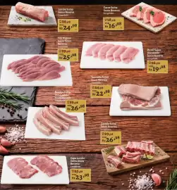 Folheto Novo Atacarejo Página 2: Seara - pernil suíno desossado reserva €19,98, Seara reserva - carne suína €16,98