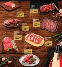 Folheto Novo Atacarejo Página 3: Friboi - bife para role €45,98, Friboi - miolo do contra filé €64,98