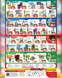 Catálogo Supermercado Jacomar semana 43 Página 4: Água Sanitária Girando Sol €5,98, Petisco Whiskas Temptations €9,48