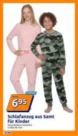 Action Prospekt woche 43 Seite 15: Schlafanzug aus Samt für Kinder €6,95
