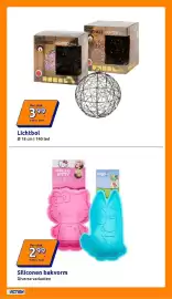 Action folder week 43 Pagina 12: Lichtbol €3,99, Siliconen bakvorm €2,99