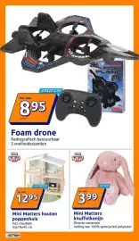 Action folder week 44 Pagina 16: Mini Matters knuffelkonijn €3,99, Mini Matters houten poppenhuis €12,95