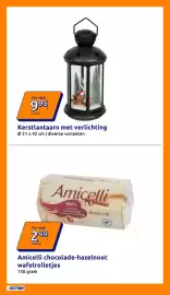 Action folder week 44 Pagina 30: Amicelli chocolade-hazelnoot wafelrolletjes €2,49, Kerstlantaarn met verlichting €9,95
